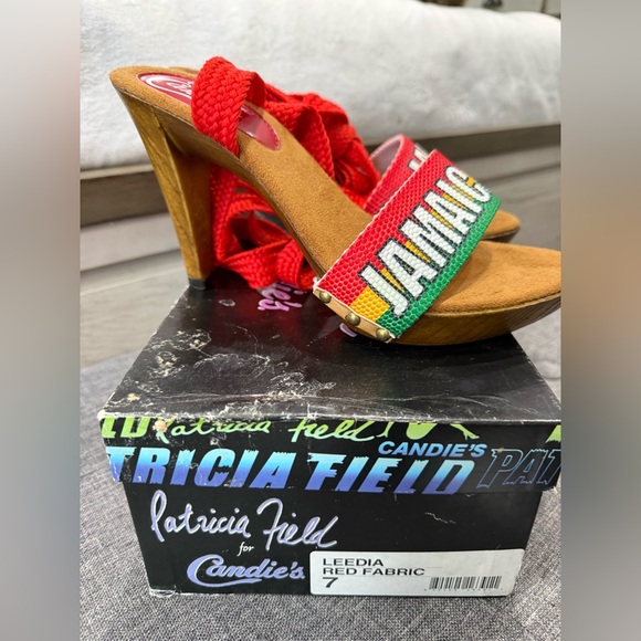 Candie's Shoes - RARE COLLECTOR PLATFORM HEELS ✨Statement shoes with Serious Fashion History 💃🏻